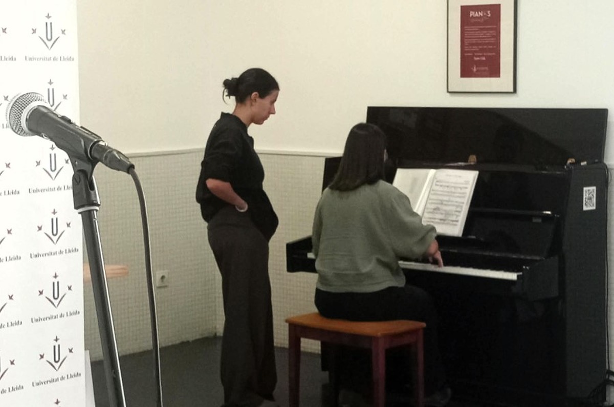 Universitat de Lleida unveils new community piano on Cappont campus