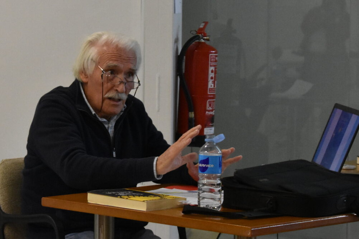 Quintanar de la Orden library celebrates libraries day with literary and children's activities