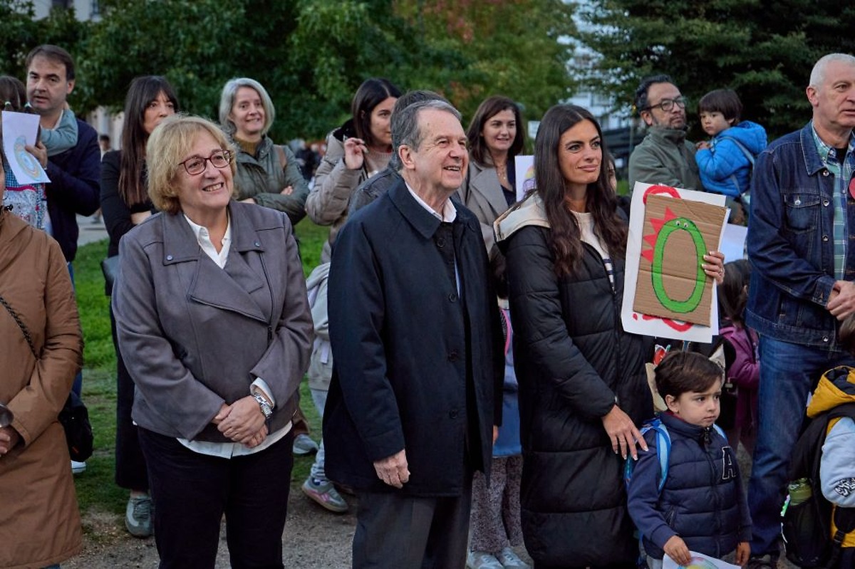 Vigo mayor supports parents' association in call for additional teacher