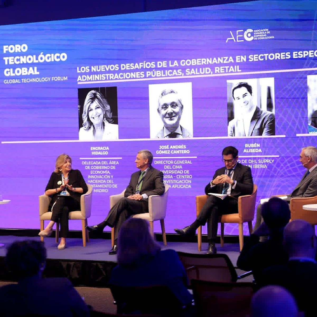Hidalgo advocates for a people-centered digital transformation in public services