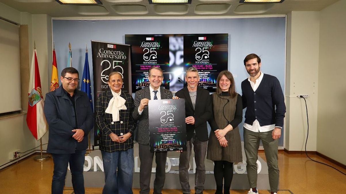 Escola Municipal de Música Folk e Tradicional celebrates 30th anniversary with concert
